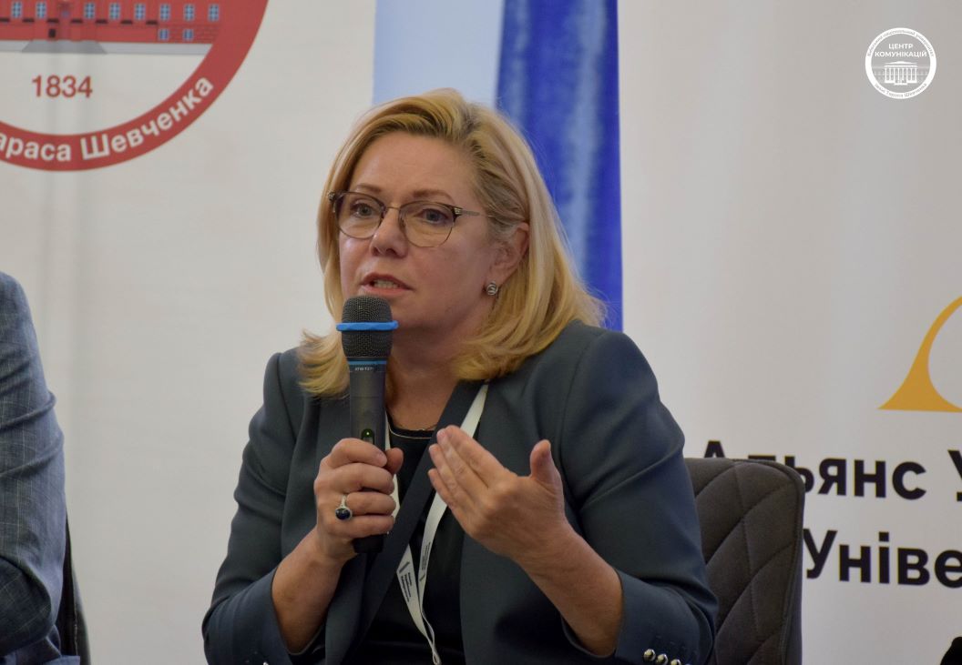 Ірина Іванчик, засновниця БФ "Повір у себе"